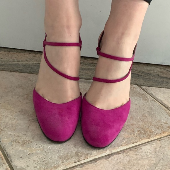 Gianni Versace made in Italy woman’s heels purple/ fuchsia color size 37 - Picture 4 of 16
